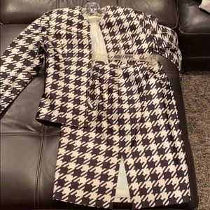 Women’s blazer & skirt